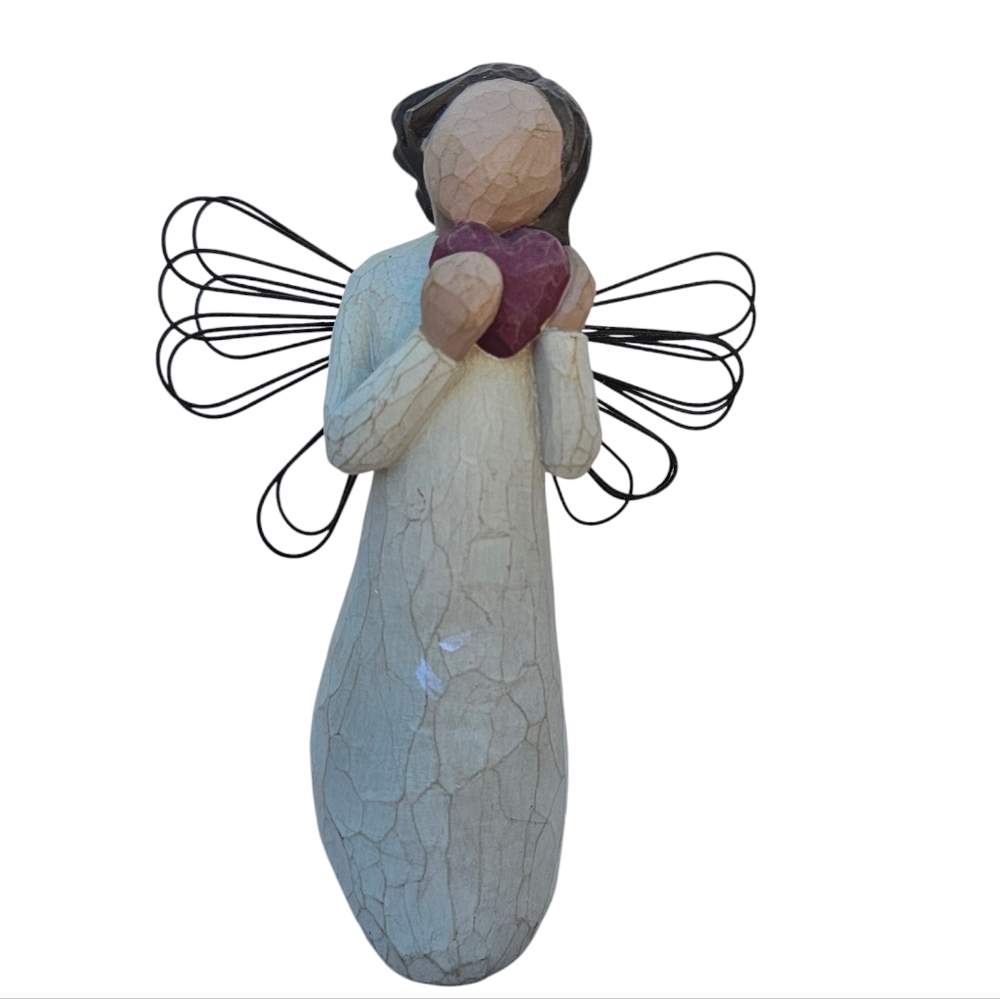 Willow Tree "Angel of the heart" Figurine